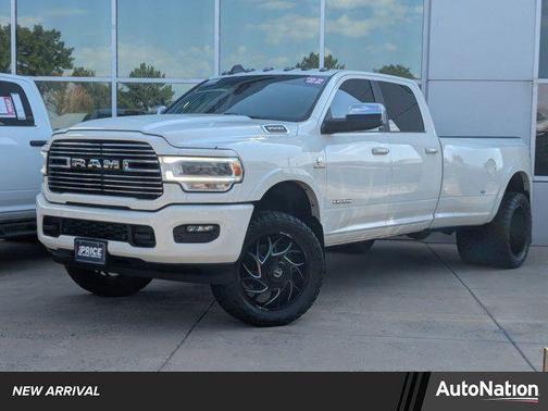 2022 RAM 3500 Laramie Crew Cab 4x4 8' Box