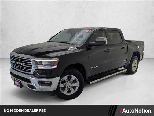 Diamond Black Crystal Pearlcoat 2023 RAM 1500 Laramie