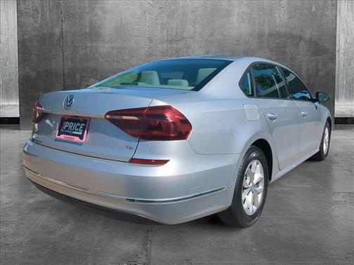 2018 Volkswagen Passat 2.0T S