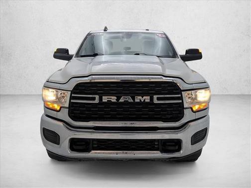 Bright White Clearcoat 2022 RAM 2500 Big Horn Crew Cab 4x4 8' Box