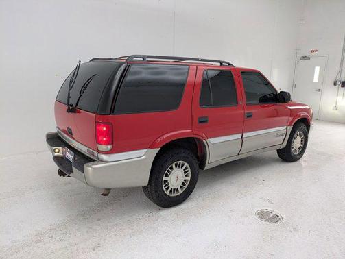 Fire Red 1999 GMC Jimmy SLE