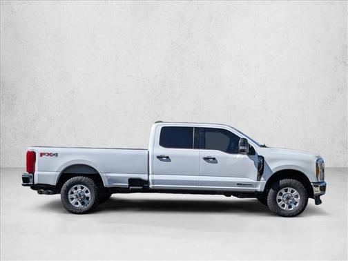 2023 Ford F-350 XLT