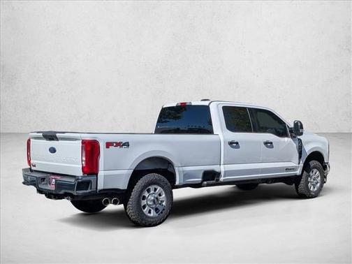 2023 Ford F-350 XLT