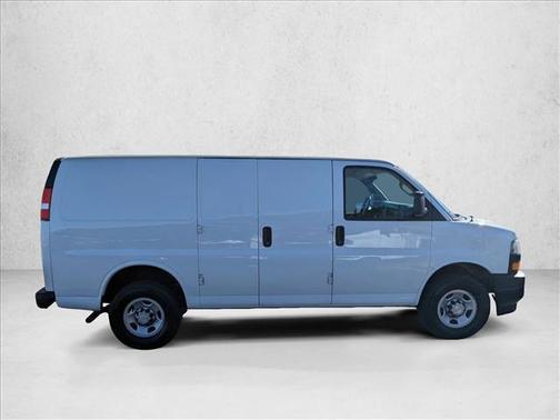 2022 Chevrolet Express 3500 RWD 3500 Regular Wheelbase WT
