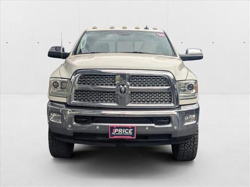 2018 RAM 3500 Laramie Crew Cab 4x4 8' Box