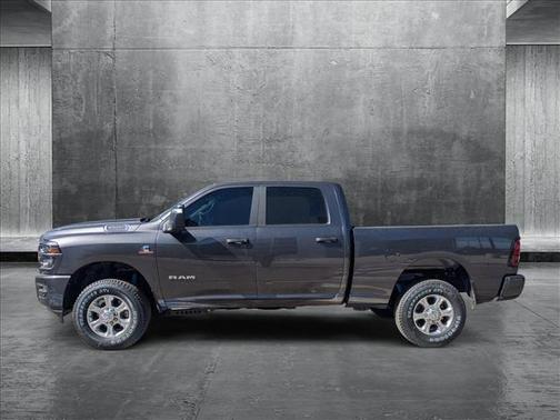 2025 RAM 2500 Big Horn Crew Cab 4x4 6'4' Box