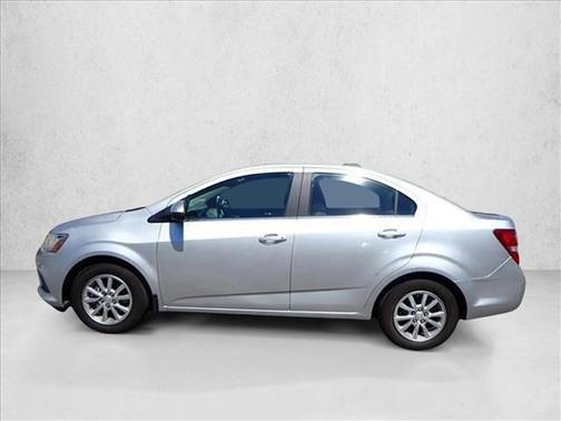 2017 Chevrolet Sonic LT