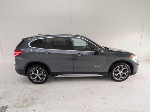 Mineral Gray Metallic 2017 BMW X1 xDrive 28i
