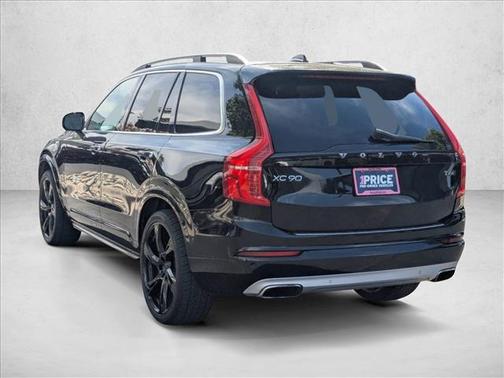 2018 Volvo XC90 T6 Momentum