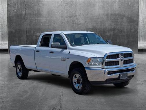 2018 RAM 2500 Tradesman Crew Cab 4x4 8' Box