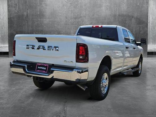 2025 RAM 3500 Tradesman Crew Cab 4x4 8' Box