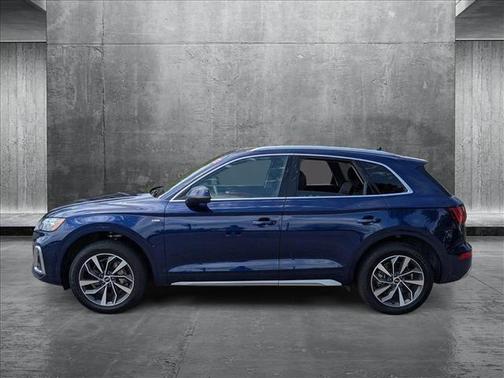 2022 Audi Q5 45 S line Premium Plus