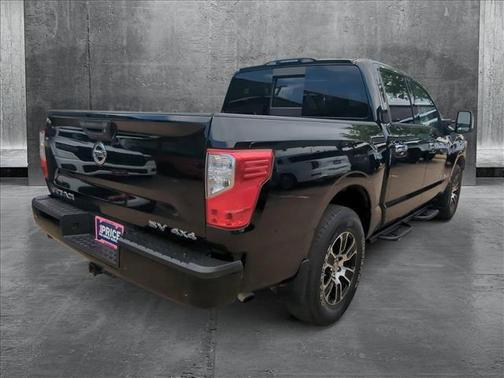 2021 Nissan Titan SV