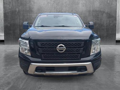 2021 Nissan Titan SV