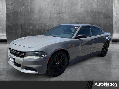 2017 Dodge Charger SE