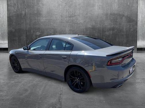 2017 Dodge Charger SE