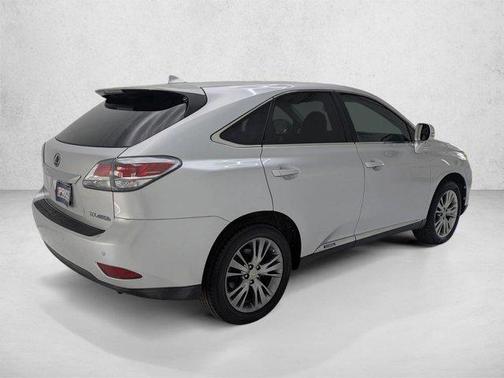 Silver Lining Metallic 2014 Lexus RX 450h Base