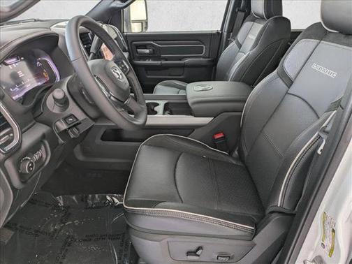 2026 RAM 3500 Laramie Crew Cab 4x4 8' Box