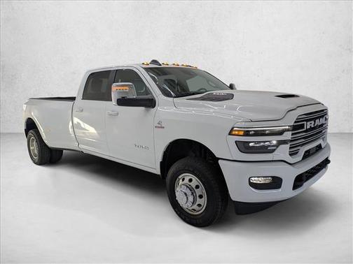 2026 RAM 3500 Laramie Crew Cab 4x4 8' Box