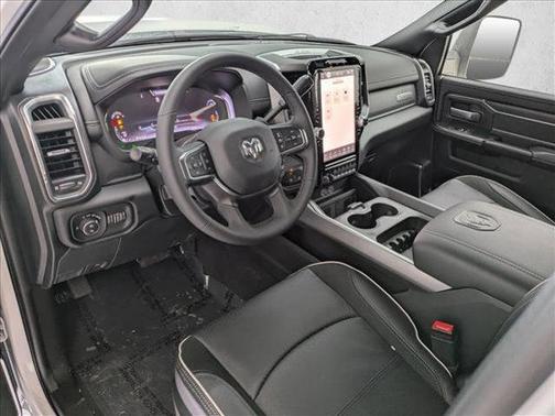 2026 RAM 3500 Laramie Crew Cab 4x4 8' Box