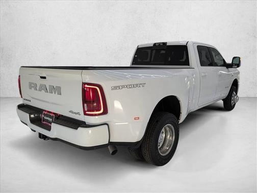 2026 RAM 3500 Laramie Crew Cab 4x4 8' Box