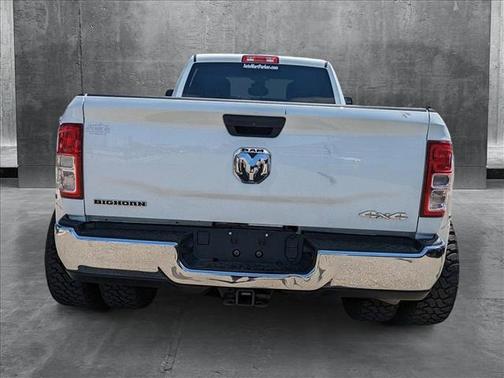 2024 RAM 3500 Big Horn Crew Cab 4x4 8' Box