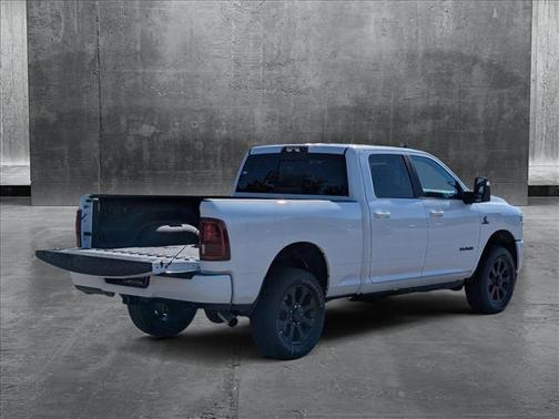2025 RAM 3500 Laramie Crew Cab 4x4 6'4' Box