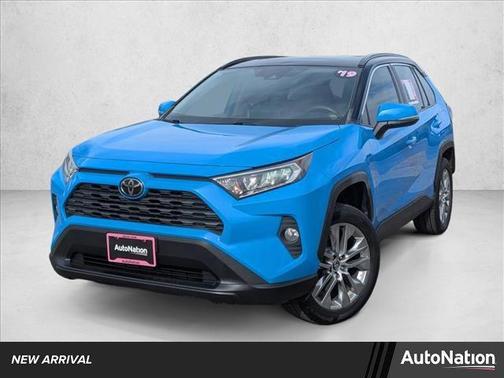 2019 Toyota RAV4 XLE Premium