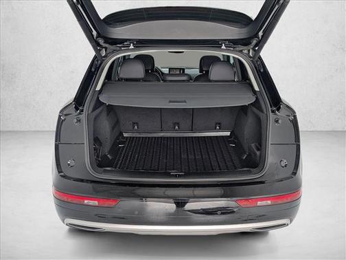 2020 Audi Q5 45 Premium Plus