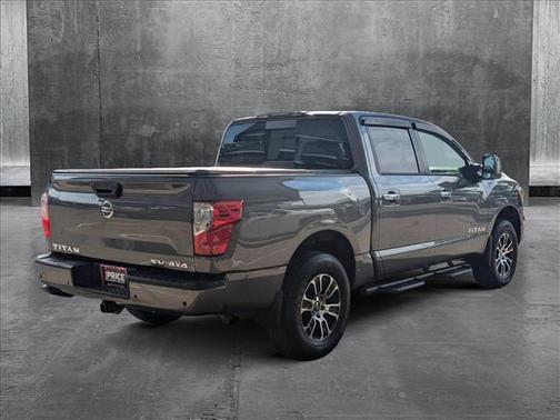 2021 Nissan Titan SV