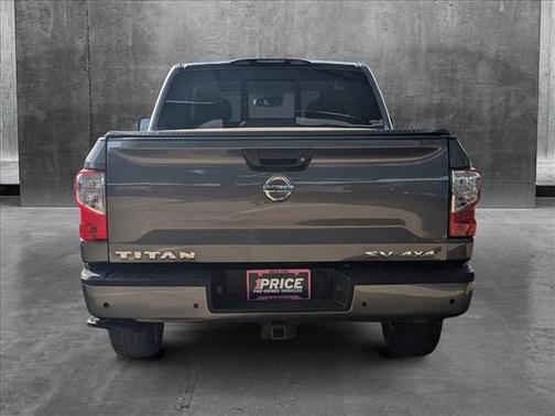 2021 Nissan Titan SV