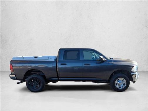 2017 RAM 2500 Tradesman Crew Cab 4x4 6'4' Box