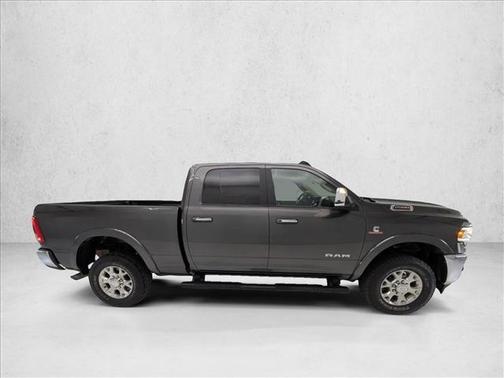 2019 RAM 2500 Laramie Crew Cab 4x4 6'4' Box