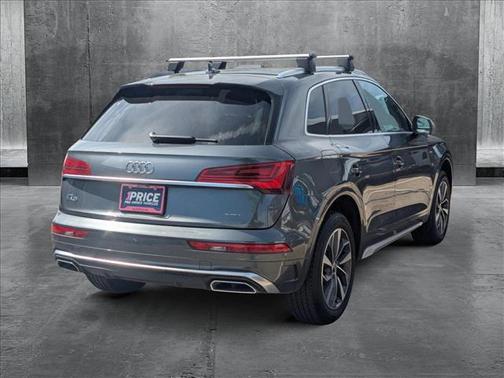 2022 Audi Q5 45 S line Premium Plus