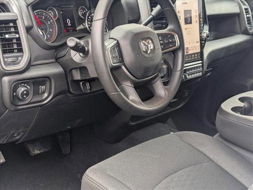 2025 RAM 2500 Tradesman Crew Cab 4x4 8' Box