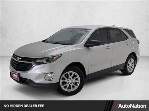 Silver Ice Metallic 2018 Chevrolet Equinox LS