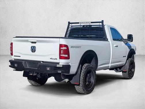 2023 RAM 3500 Big Horn Regular Cab 4x4 8' Box