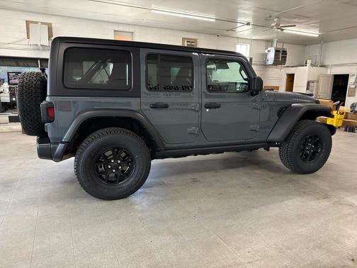 2024 Jeep Wrangler 4xe Willys