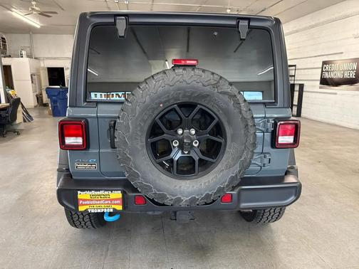 2024 Jeep Wrangler 4xe Willys