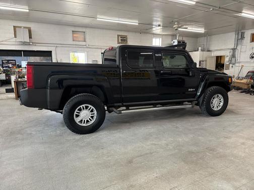 2009 Hummer H3T Adventure Edition