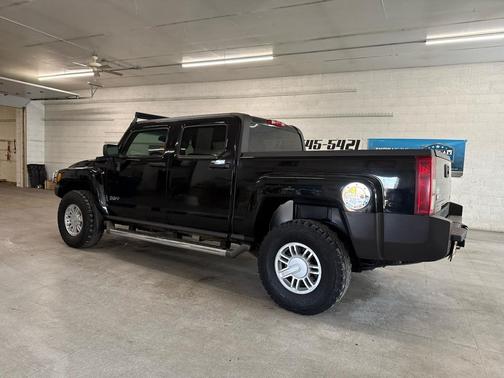 2009 Hummer H3T Adventure Edition