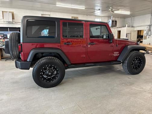 2012 Jeep Wrangler Unlimited Sport