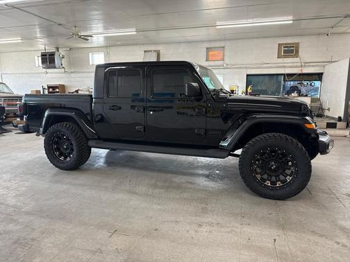 2021 Jeep Gladiator Sport S