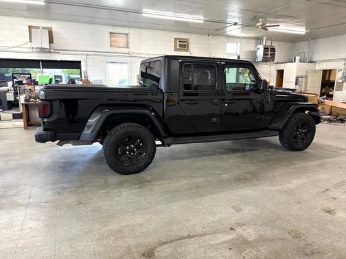 2021 Jeep Gladiator Sport S