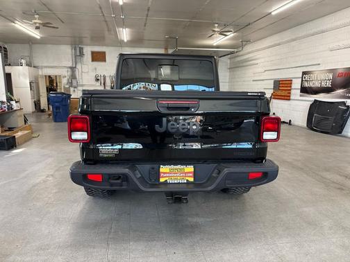 2021 Jeep Gladiator Sport S