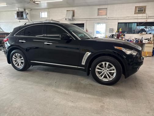 2012 INFINITI FX35 Base