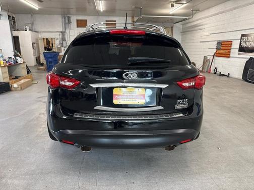 2012 INFINITI FX35 Base