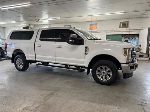 Oxford White 2019 Ford F-250 XLT