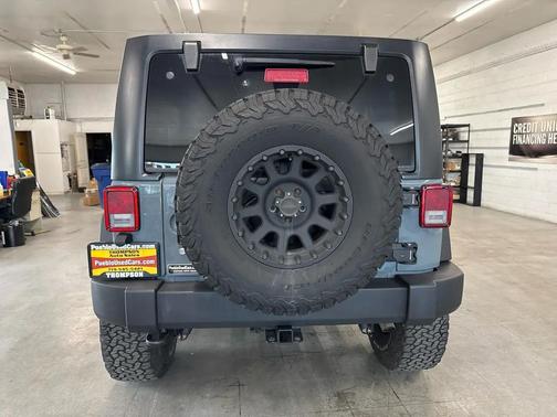 Anvil Clearcoat 2015 Jeep Wrangler Unlimited Rubicon