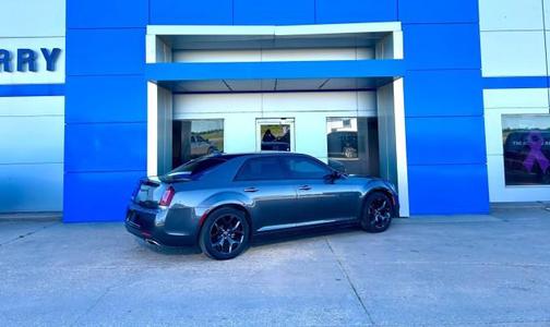 2021 Chrysler 300 Touring